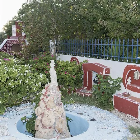Mary Adamantas (Milos)